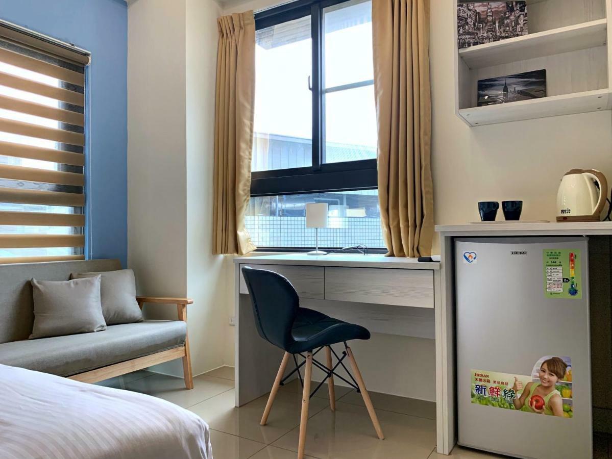 Adagio Hostel Тайджун Екстериор снимка