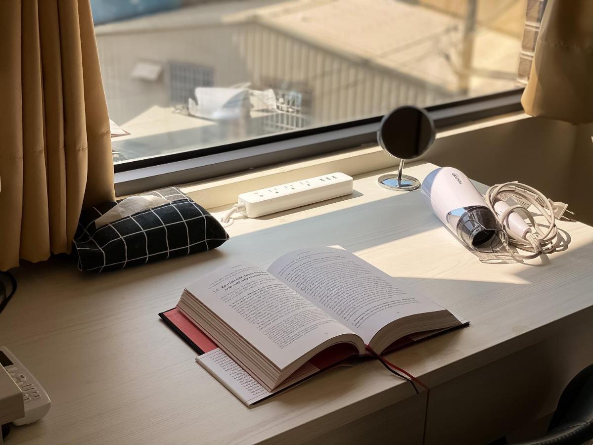 Adagio Hostel Тайджун Екстериор снимка