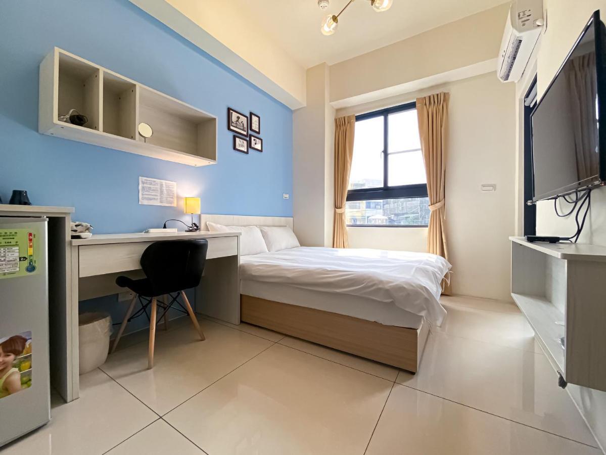 Adagio Hostel Тайджун Екстериор снимка