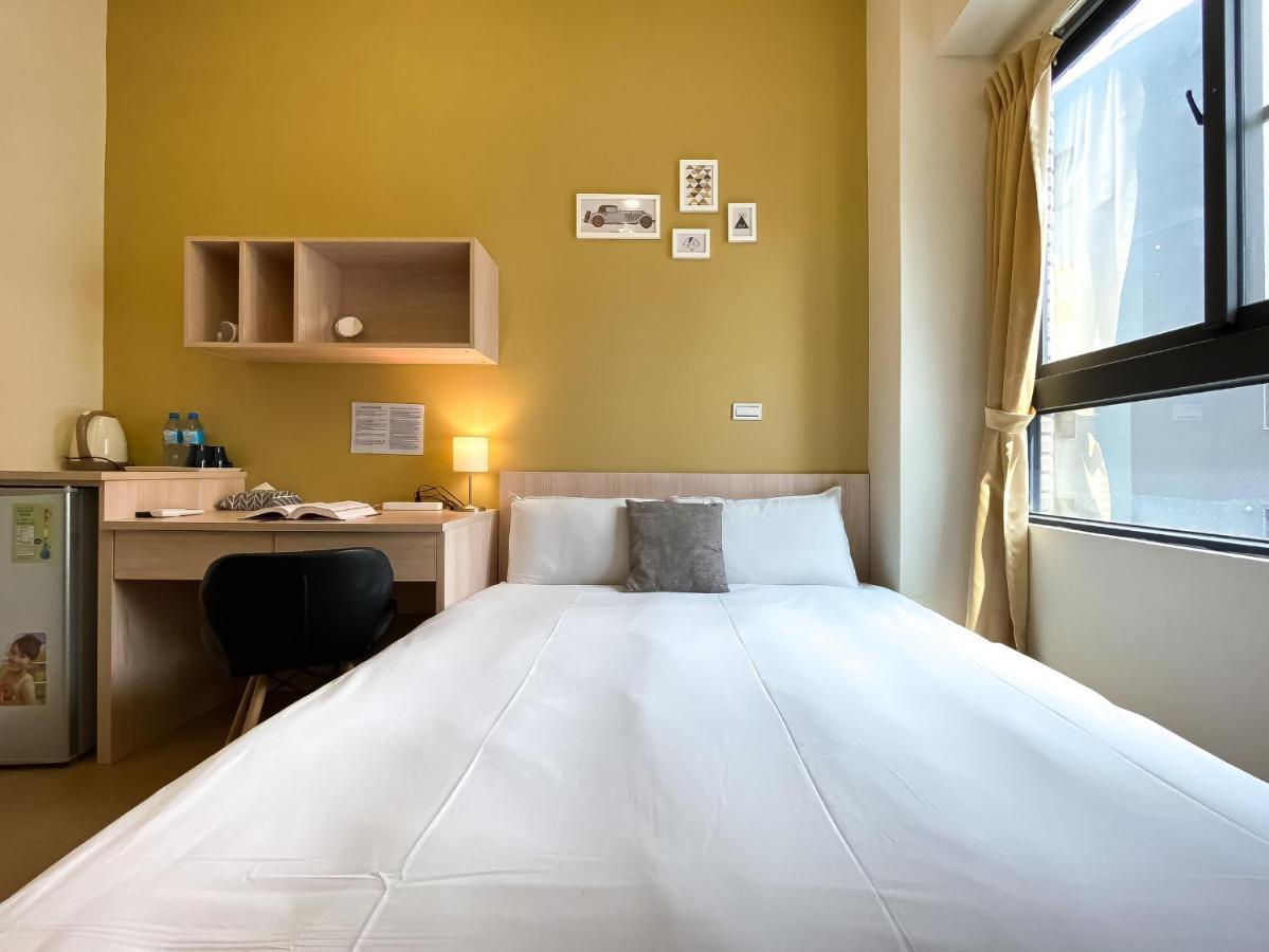 Adagio Hostel Тайджун Екстериор снимка