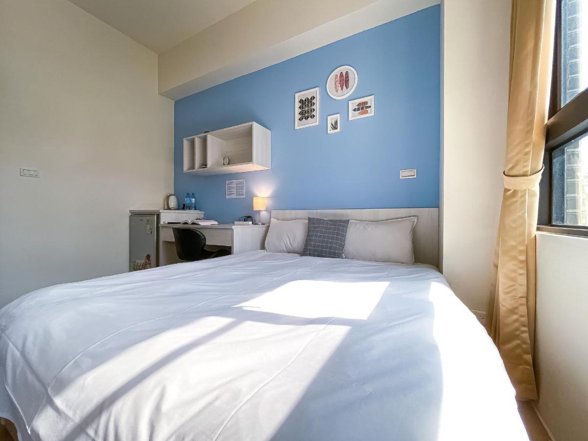 Adagio Hostel Тайджун Екстериор снимка
