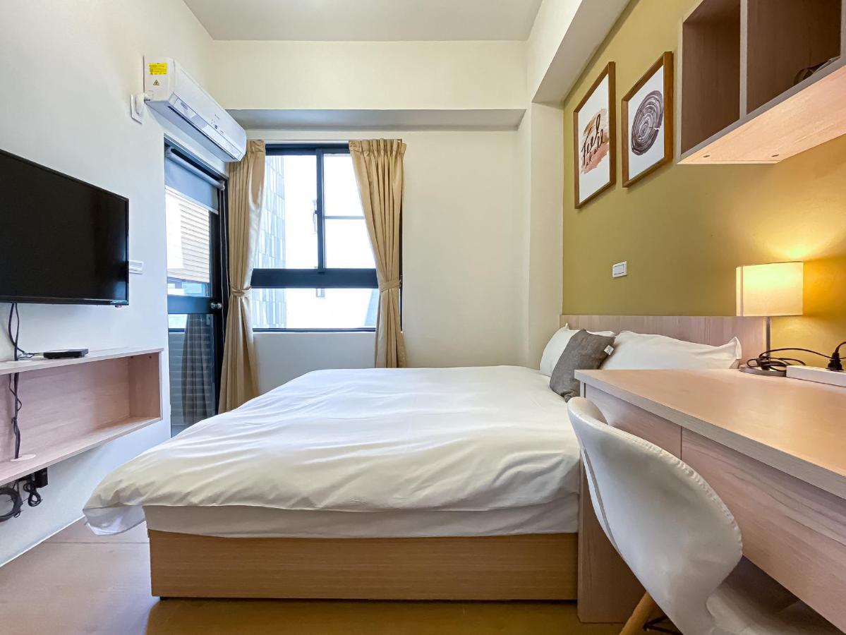 Adagio Hostel Тайджун Екстериор снимка