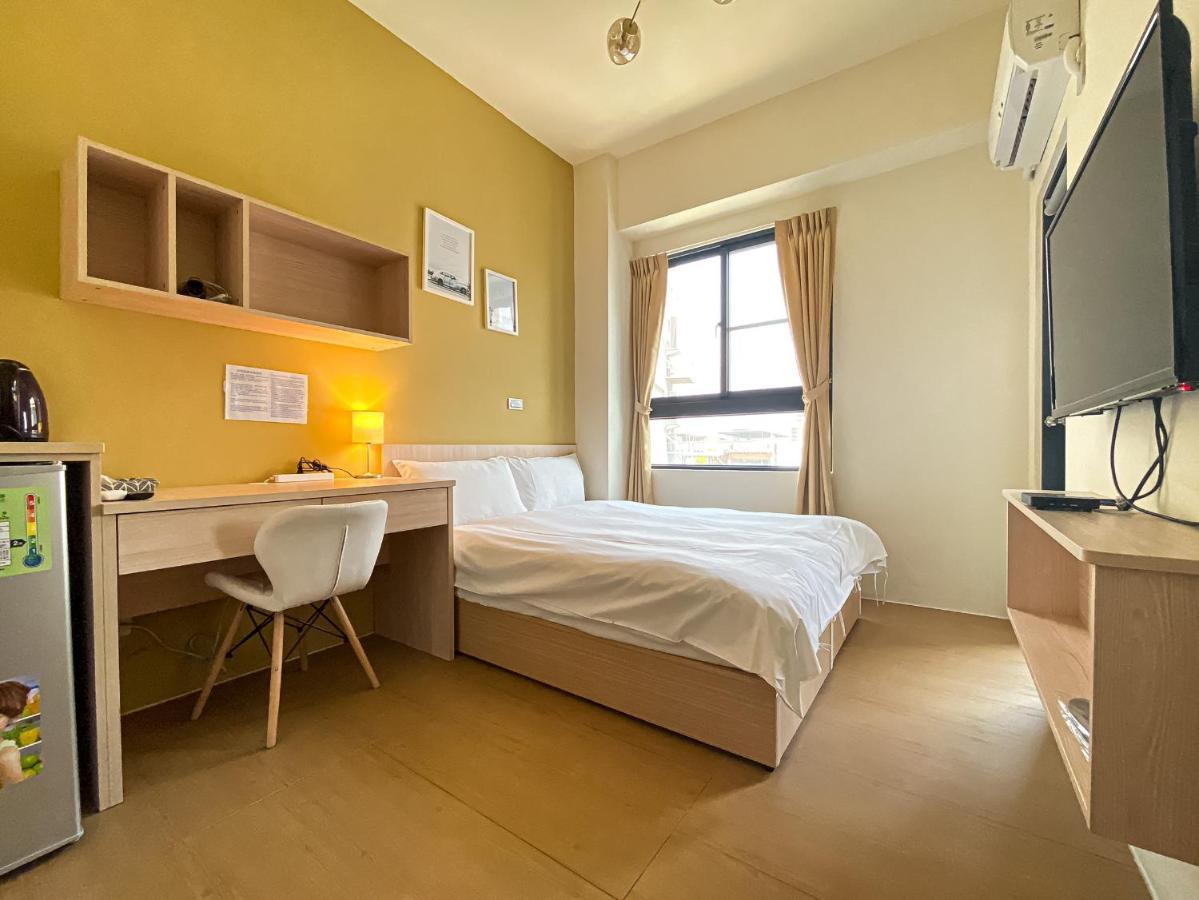 Adagio Hostel Тайджун Екстериор снимка