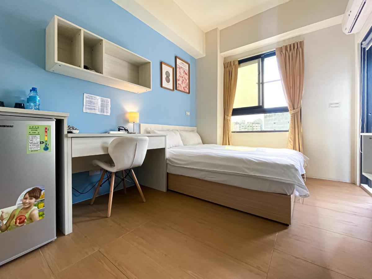 Adagio Hostel Тайджун Екстериор снимка