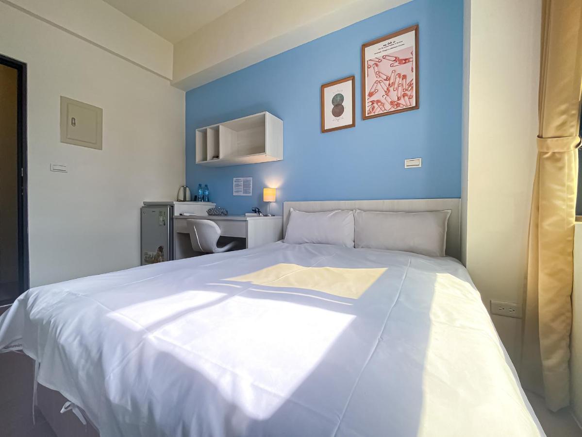 Adagio Hostel Тайджун Екстериор снимка